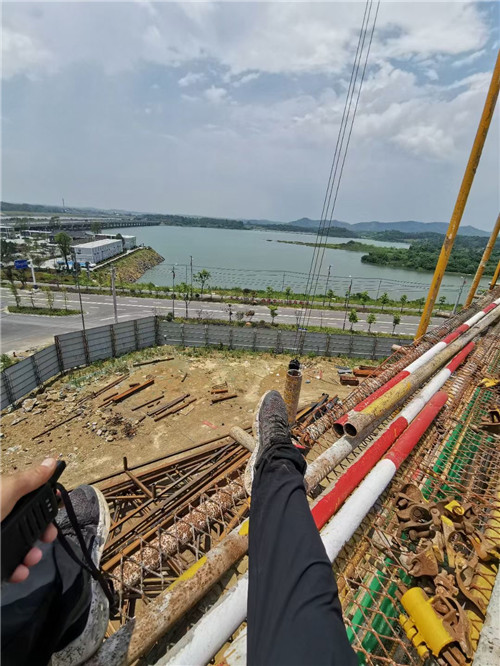 高碑店市作业中发生设备损坏或人员意外，责任怎么划分？