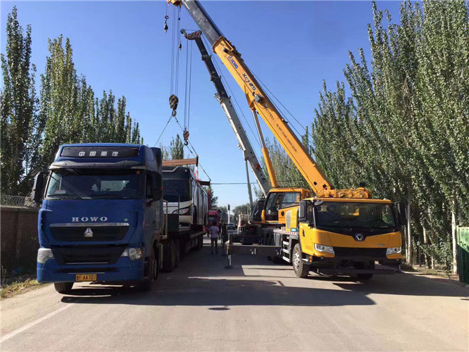 高碑店市“省油又稳当”—— 吊车的 “智能节能” 技术